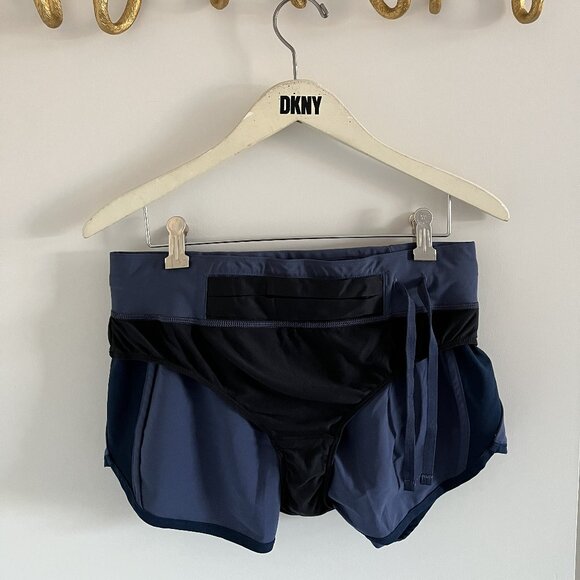 Under Armour Women's Running Shorts - Picture 4 of 5